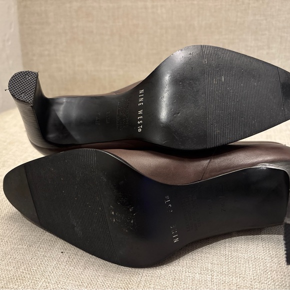 Vintage Nine West Espresso Brown Genuine Leather Ankle Heel Boots 90s Office - Picture 15 of 15